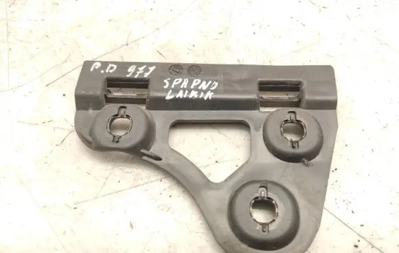 Audi A2 Fender mounting bracket 8Z0821250A