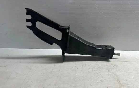 Volvo XC70 Front bumper shock/impact absorber 