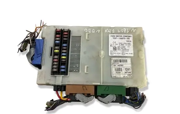 Ford Mondeo MK IV Comfort/convenience module 28130621 7G9T14A073DD