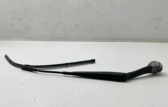 Ford Mondeo MK V Front wiper blade arm DS7317B589AD