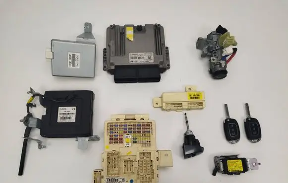 Hyundai Tucson TL Engine ECU kit and lock set 