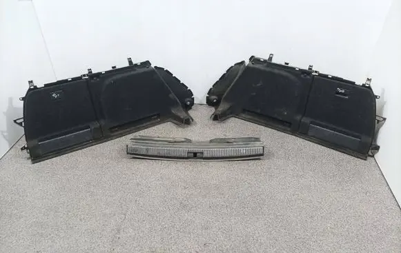 Skoda Superb B8 (3V) Front door card panel trim