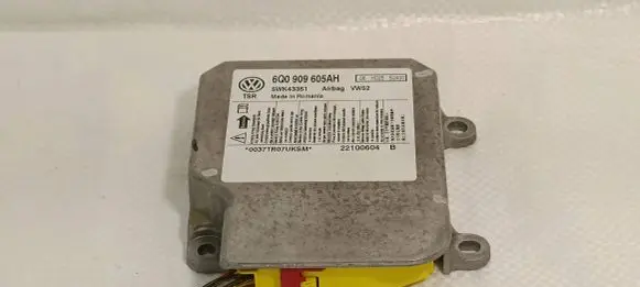 Volkswagen Caddy Airbag control unit/module 6Q0909605AH 5WK43351 06H025S2400