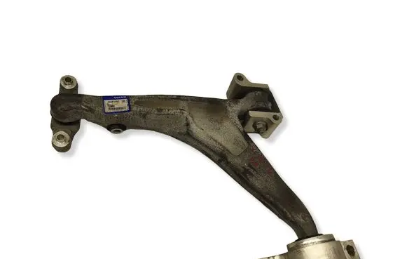 Volvo XC90 Front lower control arm/wishbone 32381882