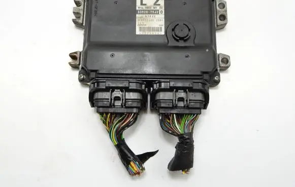 Fiat Sedici Engine control unit/module ECU 3392079J2 079J2 MB1123002561
