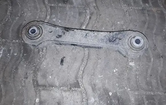 BMW X1 E84 Rear upper control arm/wishbone 33326782237 6782237