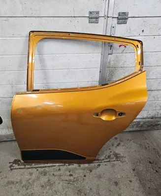 Dacia Sandero III Rear door 822118314R