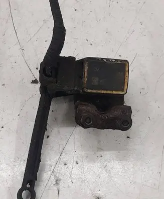 Headlight/headlamp level sensor