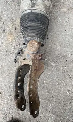 Volkswagen Touareg I Front air suspension shock absorber 7L6412022AF