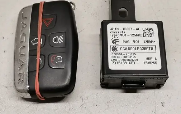 Jaguar XE Ignition lock AH4N15607AE