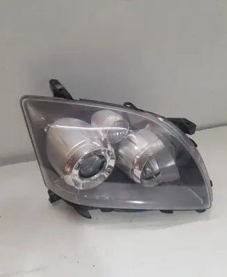 Toyota Avensis T250 Headlight/headlamp 3900078496