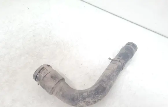 Volkswagen PASSAT B5 Engine coolant pipe/hose 8D0121101K