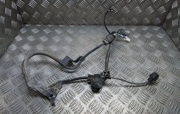 Lexus ES 250 - 300 - 330 Rear ABS sensor wiring 890C033021