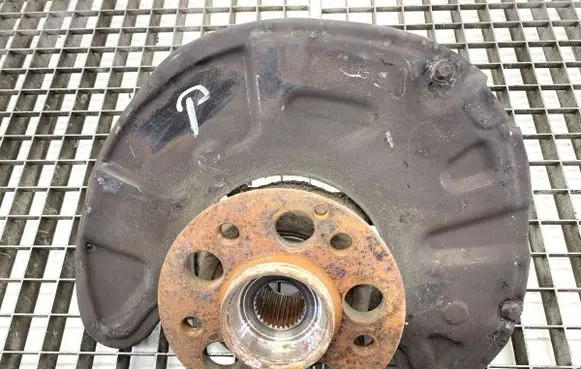 Mercedes-Benz E W212 Front wheel hub spindle knuckle