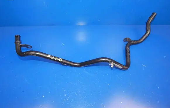 Jaguar XJ X351 Engine coolant pipe/hose