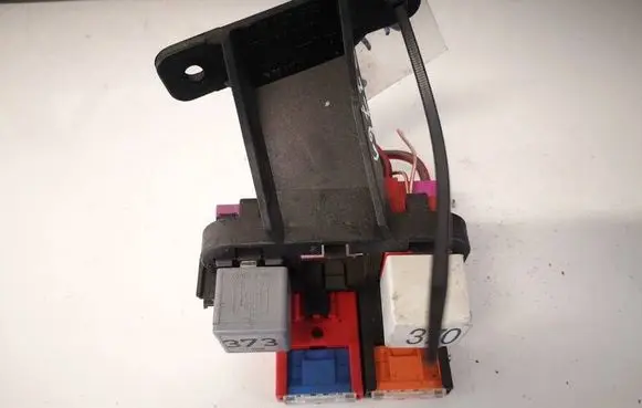 Audi A6 S6 C5 4B Fuse box set 4B1937503