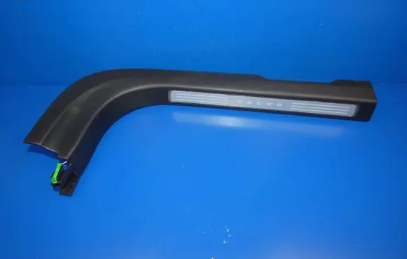 Volvo S90, V90 Front sill trim cover 31377616