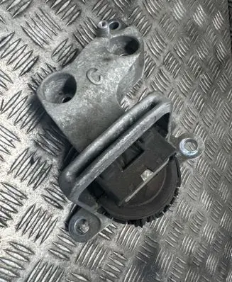 Nissan Qashqai Engine mount bracket 112114ba0a