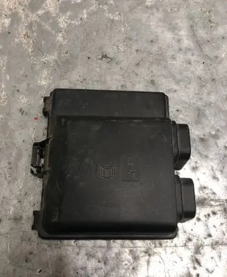 Ford Focus Fuse box cover JX6T14A003AB JX6T-14A003-AB