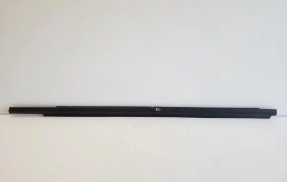 Mitsubishi Outlander Front door glass trim molding 