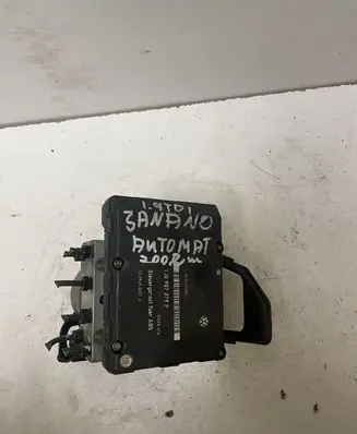 Volkswagen Golf IV ABS Pump 1J0907379P