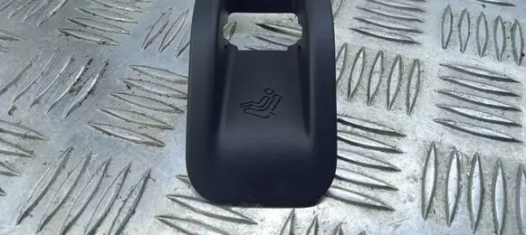 Volkswagen Touareg II Seat adjustment handle 7P6887233