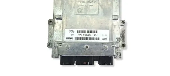 Ford Focus Engine control unit/module 7M5112A650AAB