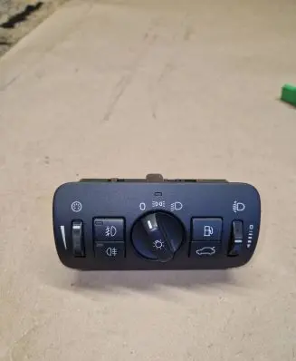Volvo V70 Light switch 30739415 0307 04066302