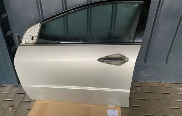 Honda Civic Front door