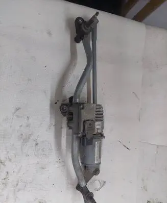 Audi A4 S4 B8 8K Front wiper linkage and motor 8K1955119A 8T1955119