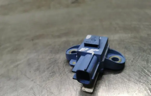Volkswagen Golf V Airbag deployment crash/impact sensor 1K0955557A