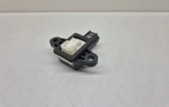 Hyundai Santa Fe Airbag deployment crash/impact sensor 95930S1000
