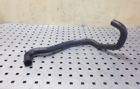 Mercedes-Benz B W246 W242 Engine coolant pipe/hose 101556000C