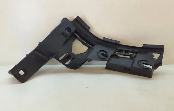 Volkswagen Golf Plus Rear bumper mounting bracket 5M0807393A