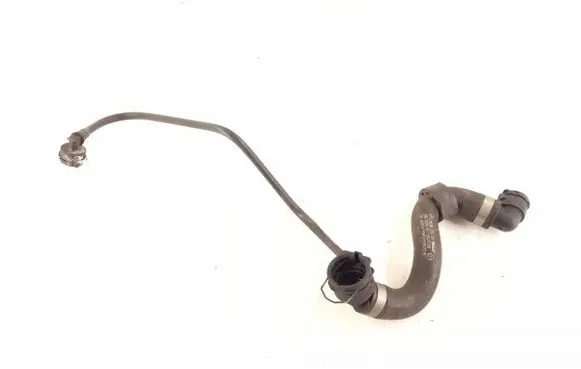 Engine coolant pipe/hose