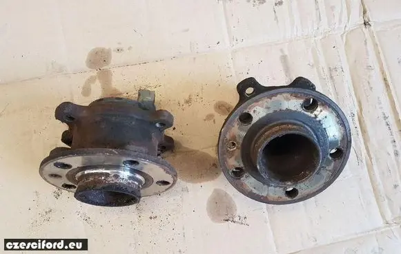 Volvo S80 Rear wheel hub