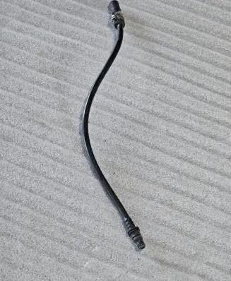 Mercedes-Benz SL R230 Engine coolant pipe/hose A2305010025 2305010025