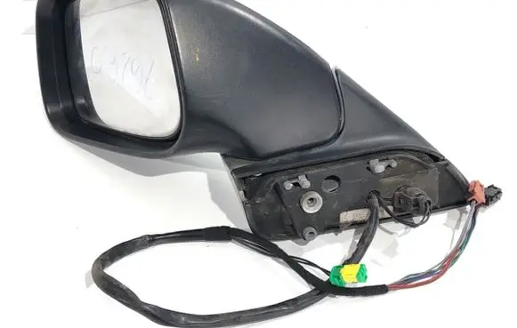 Front door electric wing mirror