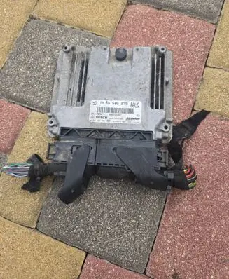 Opel Corsa D Engine control unit/module 55585979 0281018783 55579447