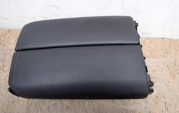 BMW X5 G05 Armrest 51165A3D131