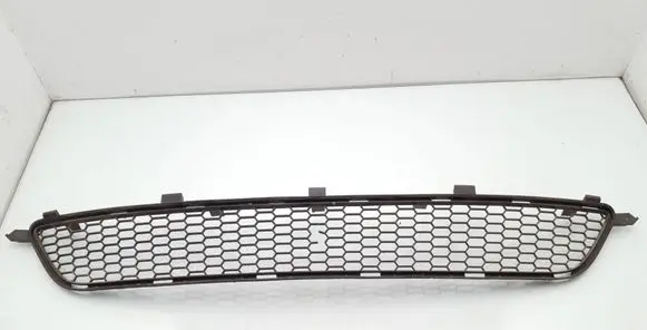 Lexus IS 220D-250-350 Front bumper lower grill 5311253010
