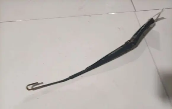 Saab 9-3 Ver2 Front wiper blade arm 