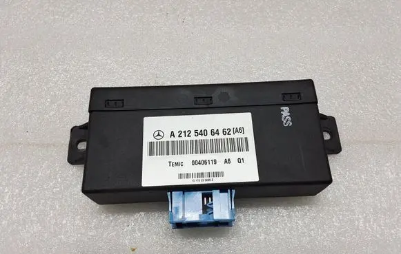 Mercedes-Benz E W212 Air suspension control unit module (rear) A2125406462 00406119