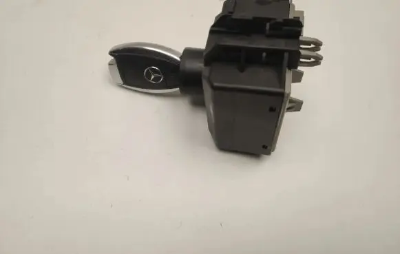 Mercedes-Benz B W246 W242 Ignition lock A2469059500
