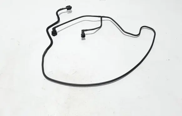 Volvo XC60 Engine coolant pipe/hose 32252393