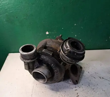 Volvo XC90 Turbo 8653146 M8D5 GT2852V