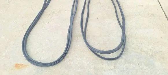 Honda E Rubber seal front coupe door 