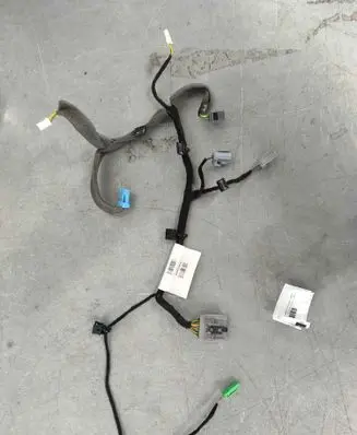 Volvo V60 Front door wiring loom/harness boot 31483794