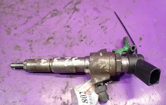 Fuel injector