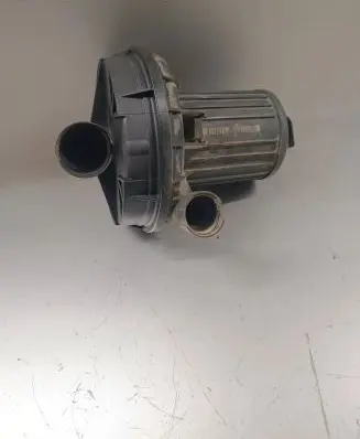 Audi A8 S8 D3 4E Secondary air pump 06A959253B 72273803